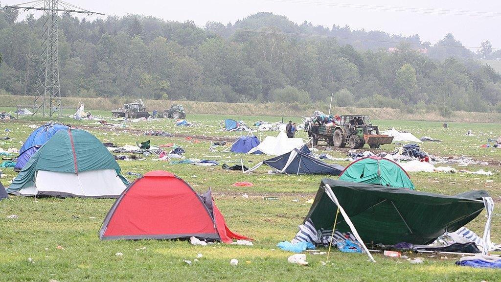 Aufräumarbeiten nach 19. CRS