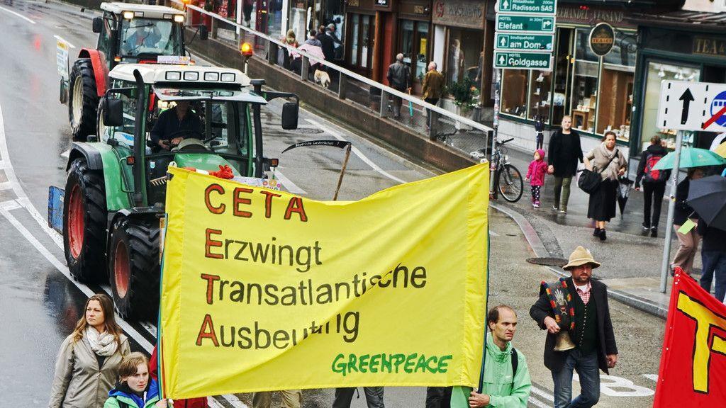 Demo gegen TTIP und CETA in Salzburg I