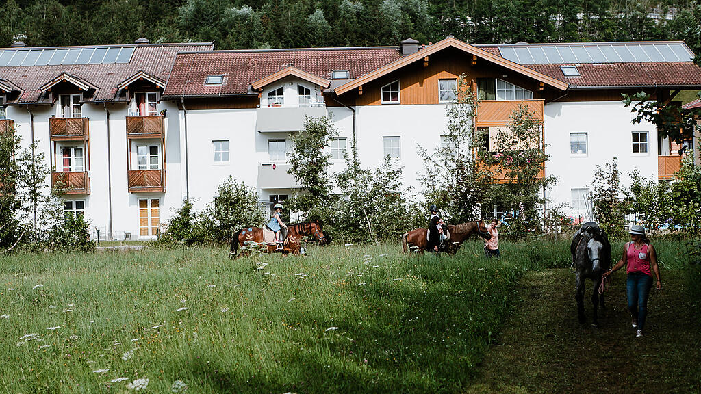 Stra\u00dfenfest Flachau
