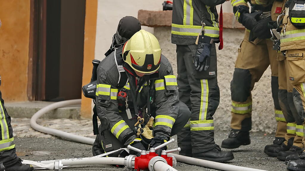 Feuerwehr-\u00dcbung auf der Festung, I