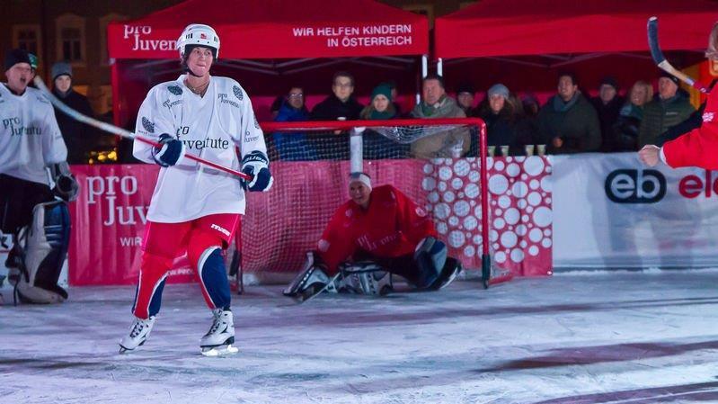 Promi-Eishockey