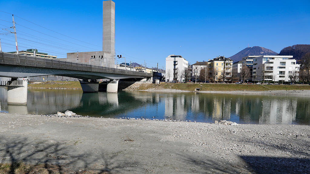 20250306_fmt_niedriger_pegel_salzach_mw-8.jpg