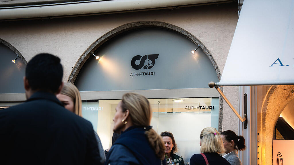 Eröffnung  AlphaTauri Pop-Up Store