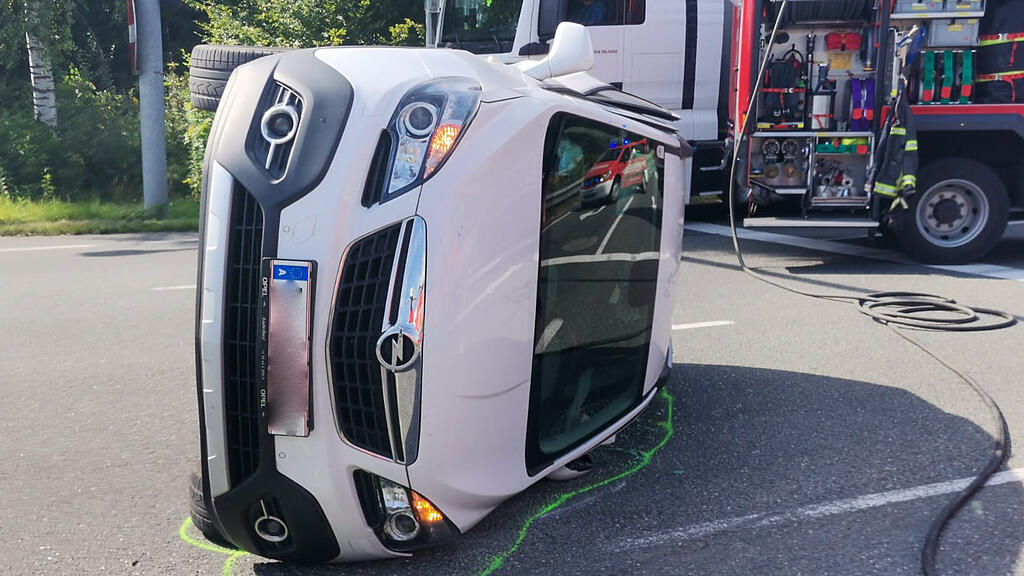 Kreuzungscrash auf Salzburger Landstraße