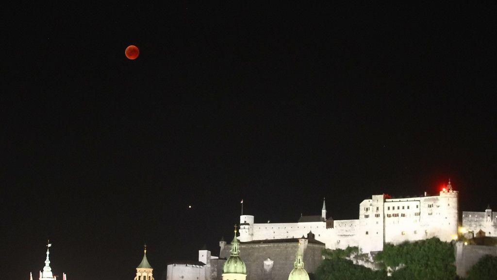 Bilder der Mondfinsternis