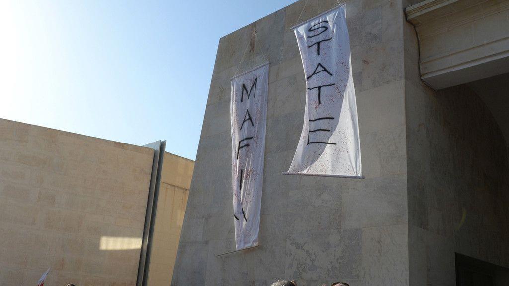 Mega-Demo nach Mord an Journalistin auf Malta