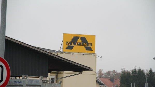 Alpine-Zentrale in Wals