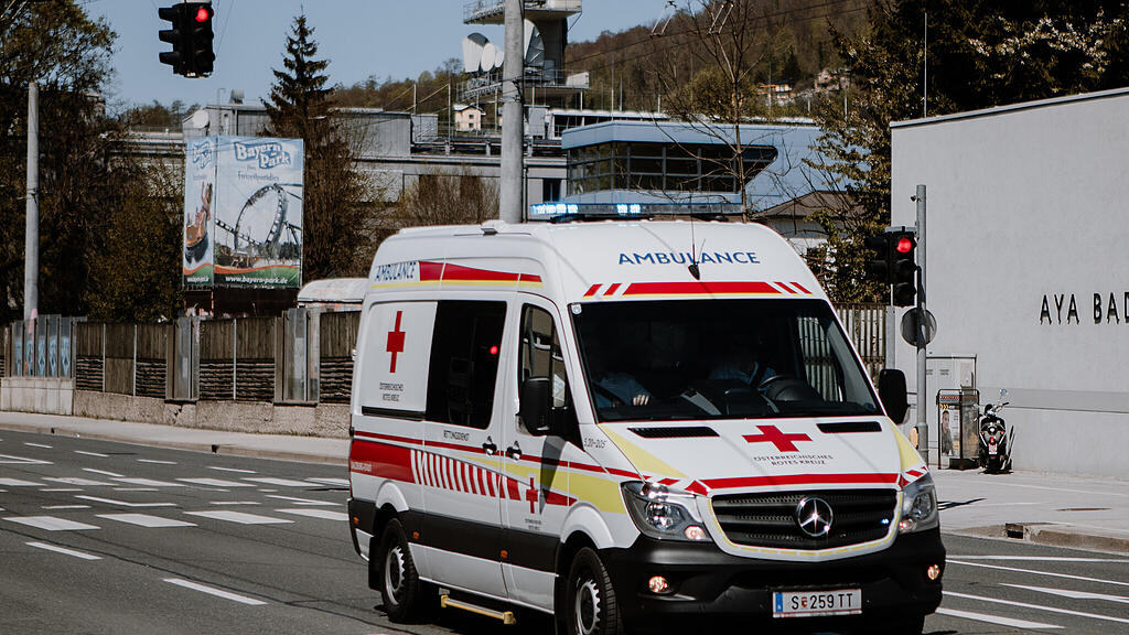 SB, Rettung, Rotes Kreuz, Rettungswagen