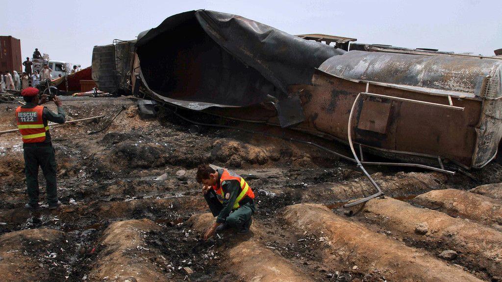 Tanklaster-Explosion in Pakistan