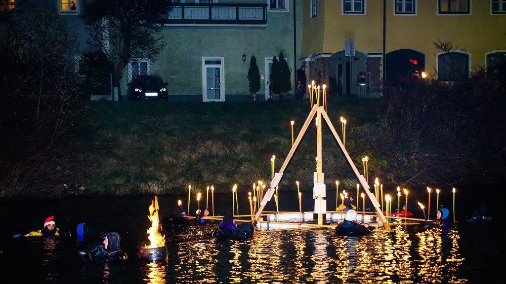 Adventschwimmen in Hallein