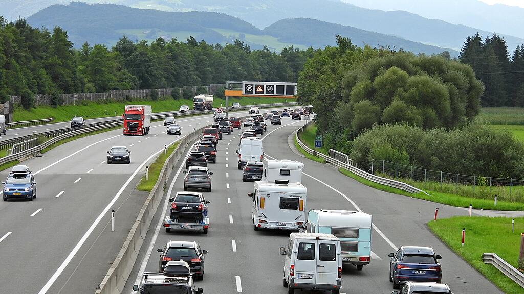 Stau Ferienbeginn Bayern und Baden-Württemberg