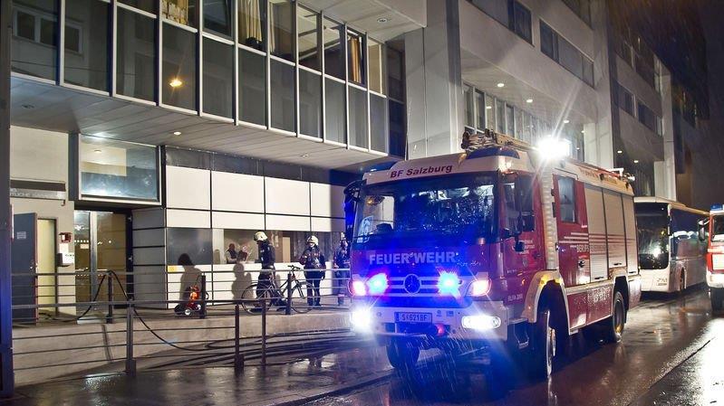 Pkw-Brand in Tiefgarage