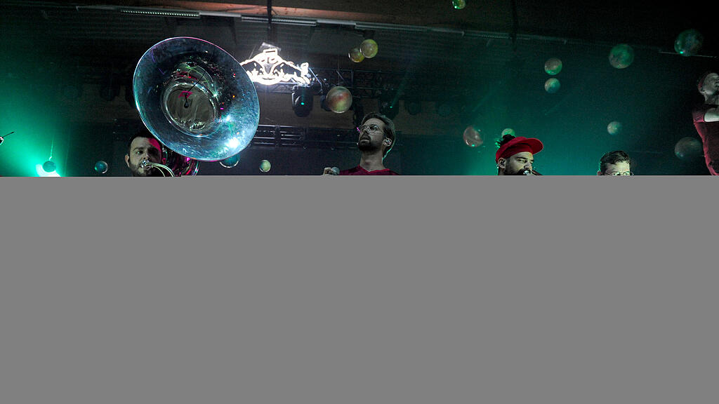 Frequency, Donnerstag