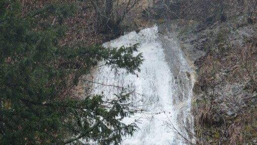Glasenbachklamm: Hoher Pegel