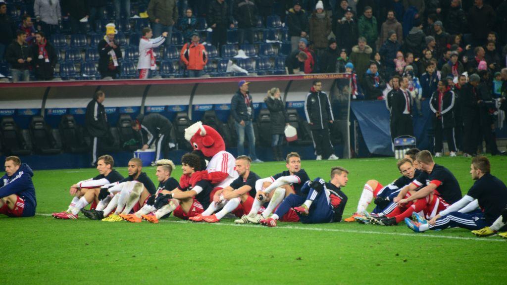 Fußballfans nach dem Spiel