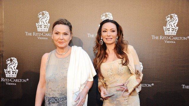 Ritz-Carlton: Eröffnung mit Stars
