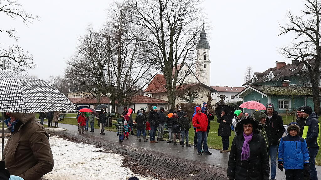 Silvesterschwimmen in Seeham