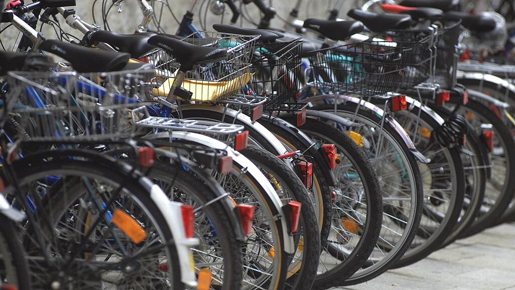 35 E-Bikes und Mountainbikes wurden in Seekirchen gestohlen.