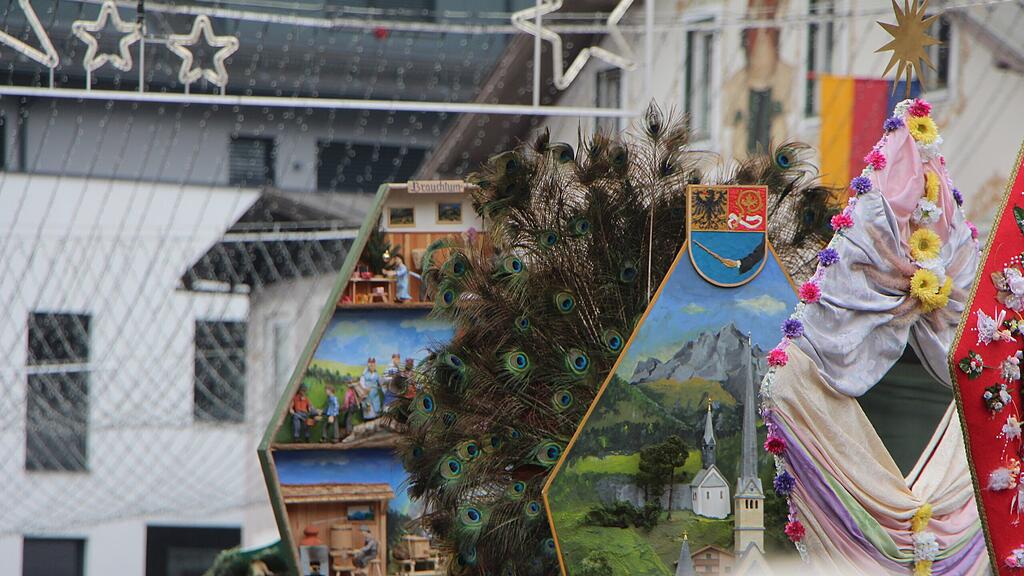 Gro\u00dfer Pongauer Perchtenlauf - Bischofshofen