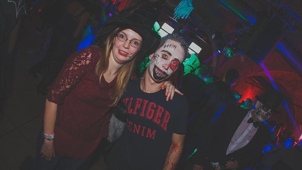 We love the 90s Party, I