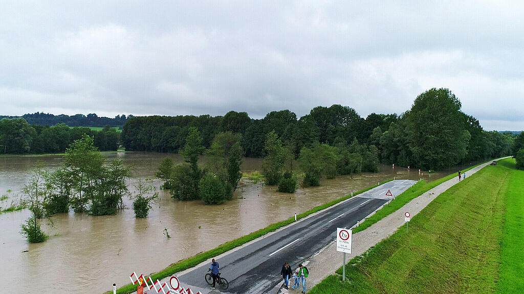 OBERÖSTERREICH UNWETTER - SITUATION IM RAUM OSTERMIETHINGETTENAU =(3).jpg