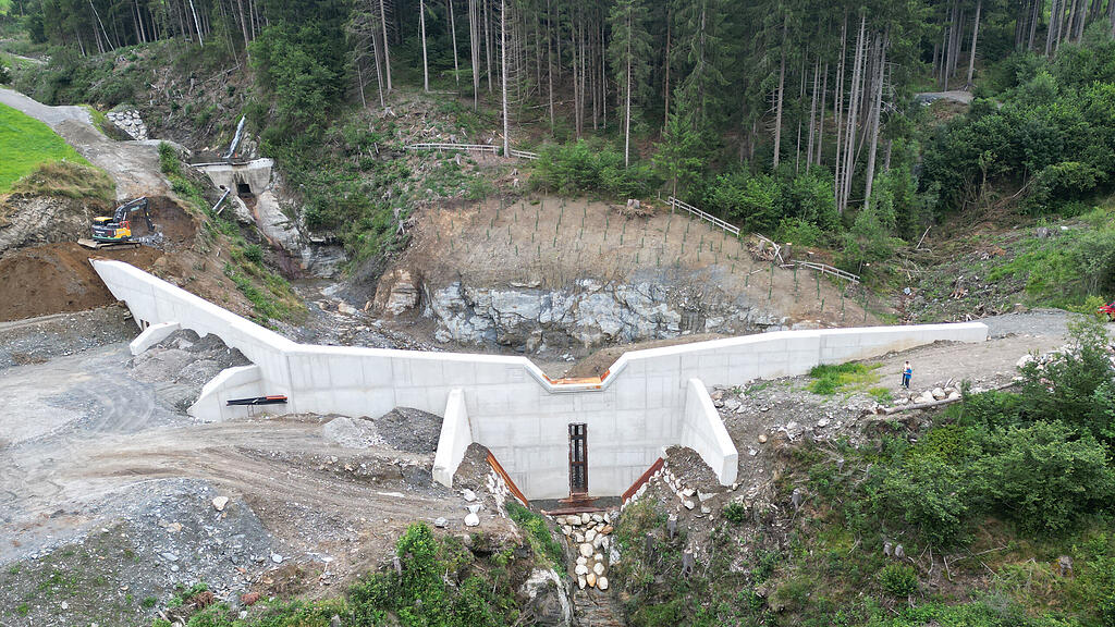Neue Wildbach-Sperre in Hollersbach