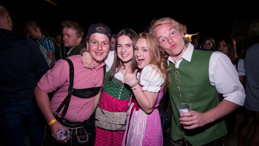 10. Sagler Bierzelt II