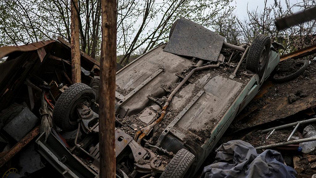 Ukraine-Krieg, Tag 55: Zerst\u00f6rung in Nowodruschesk