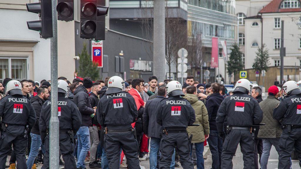 Demo der Kurden in Salzburg