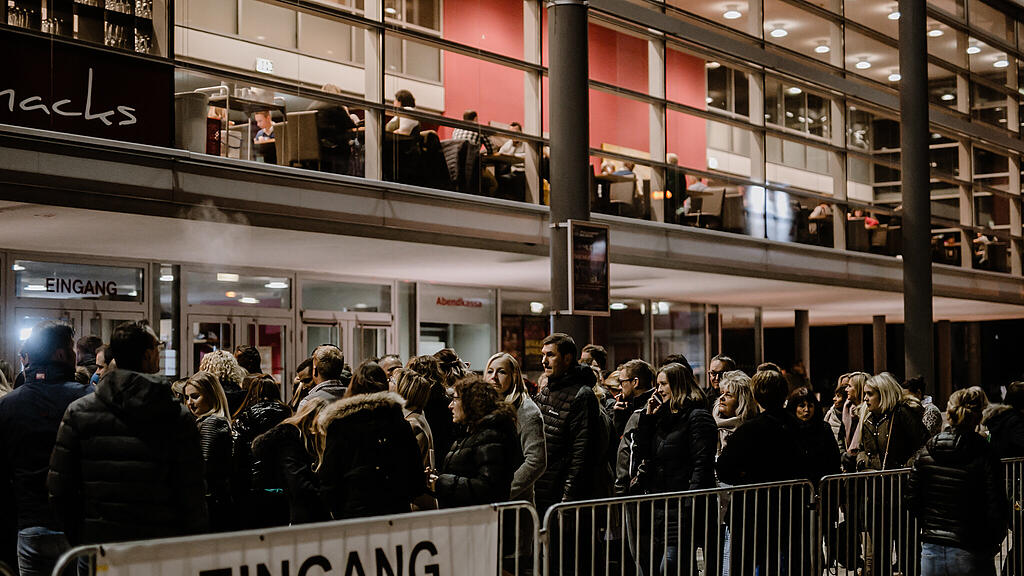Ankunft Fans Andreas Gabalier