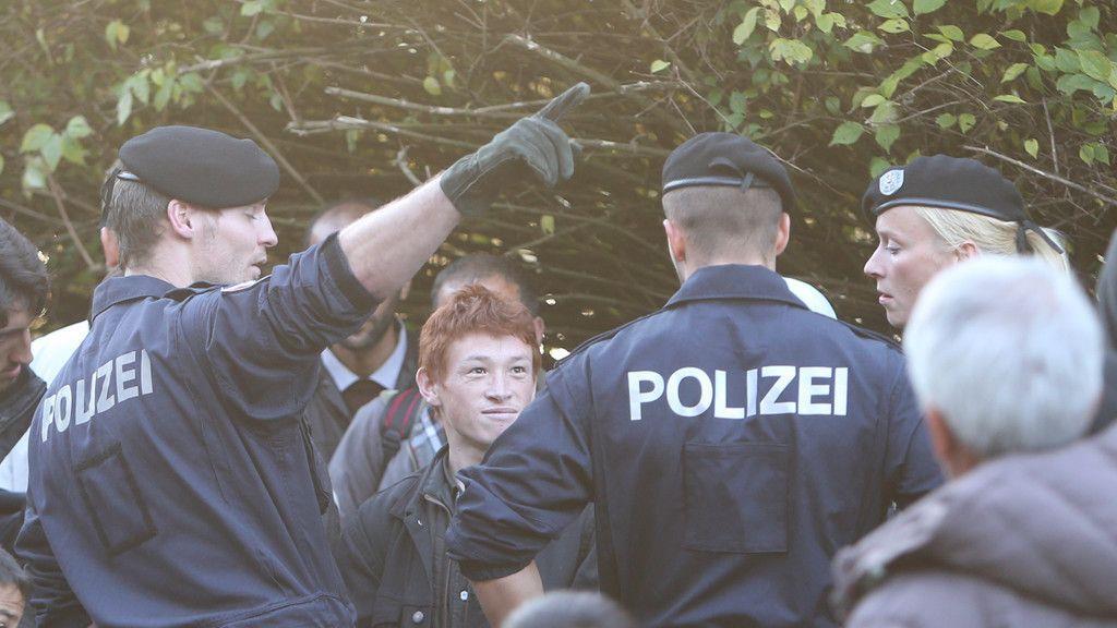 Flüchtlinge an der Grenze zwischen Oberösterreich und Deutschland