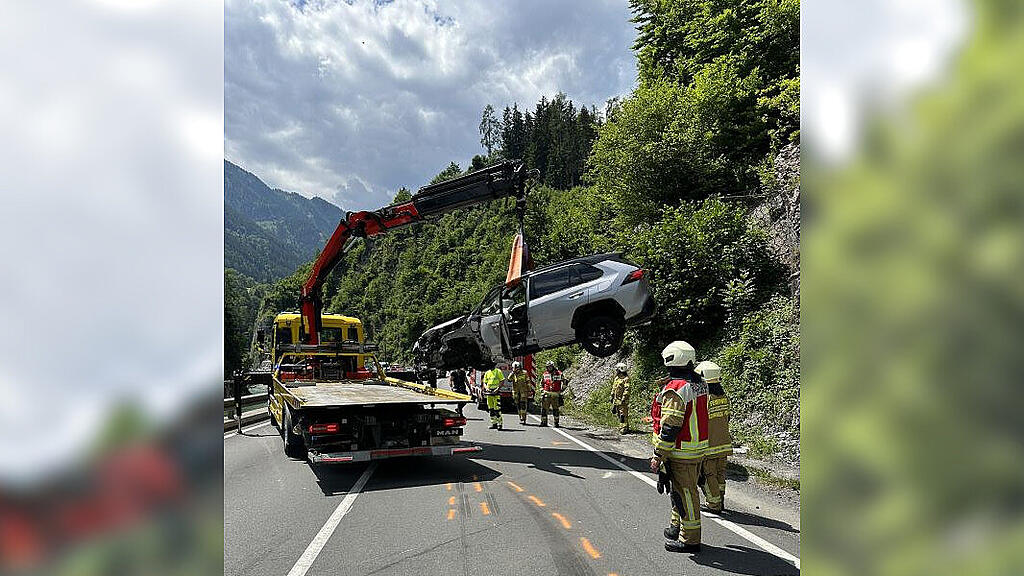 Crash mit zwei Verletzten in Schwarzach
