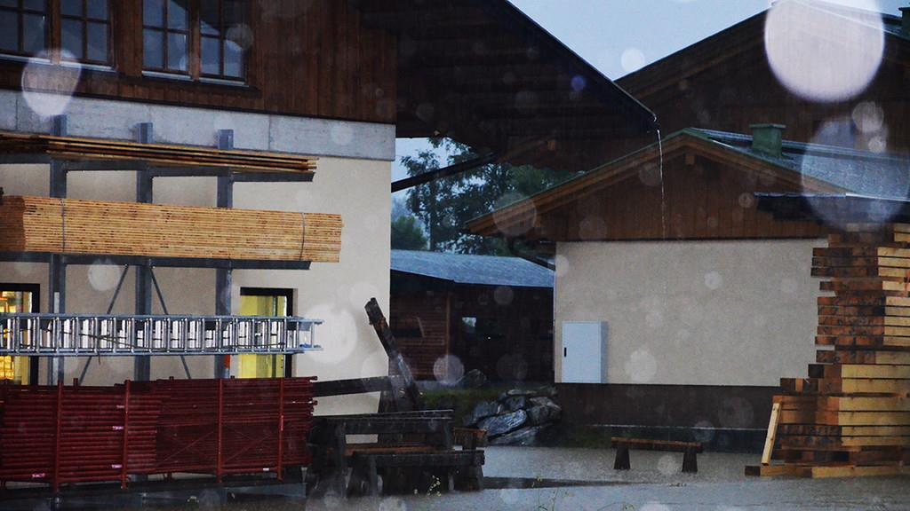 Feuerwehren nach Starkregen im Pongau im Einsatz