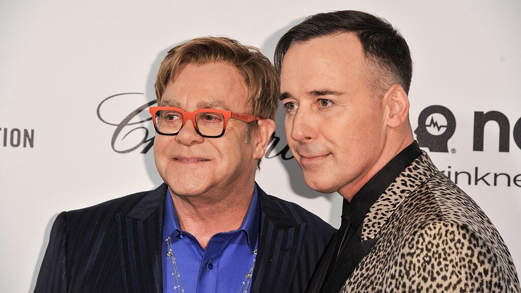 Nach Einführung der Homo-Ehe in England: Elton John und David Furnish heiraten.