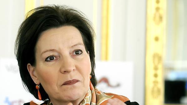 Heinisch-Hosek unter "Beschuss"