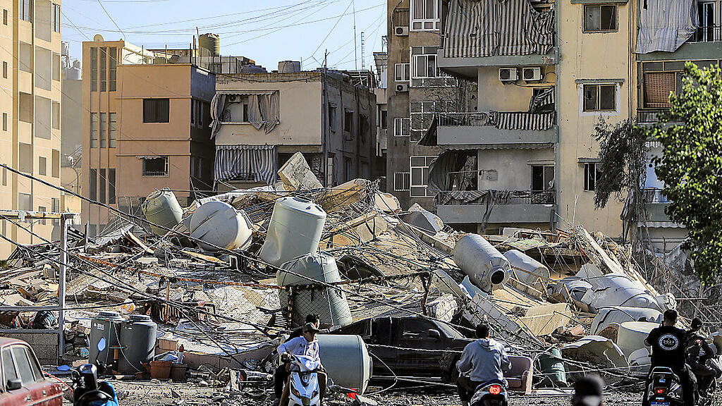 Schäden nach israelischen Angriffen in Beirut