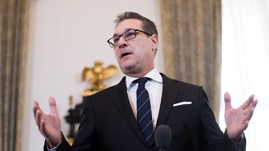 Strache verwies am Mittwoch auf das schwarz-blaue Regierungsprogramm.