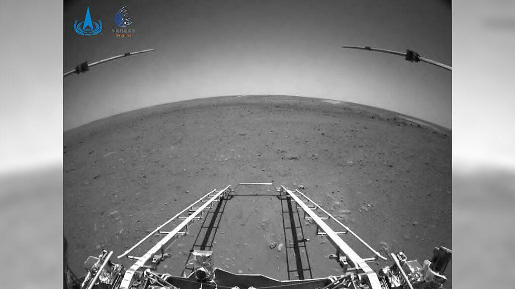 Chinesischer Mars-Rover Zhurong schickt Bilder