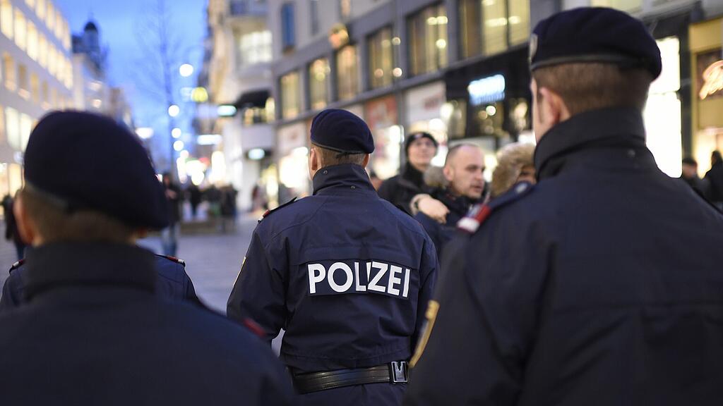 Auch in Salzburg wird das Polizeiaufgebot zu Halloween vergrößert (Symbolbild).