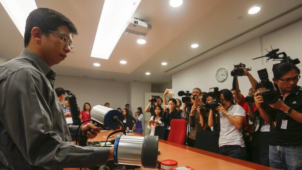 Suche nach AirAsia-Flug QZ8501 geht weiter