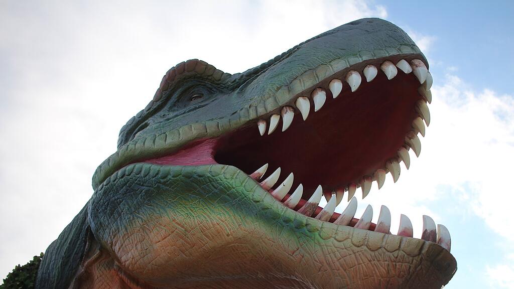 "Big King Dinosaurier of Animatronic" in Bischofshofen