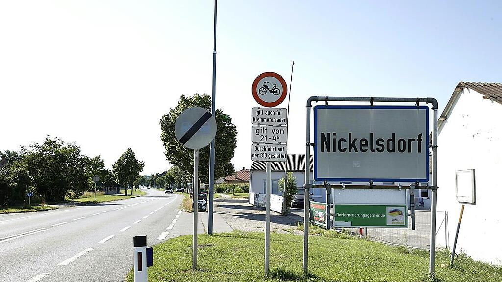 Ermittlungen nach einer Bluttat mit drei Toten in Nickelsdorf laufen