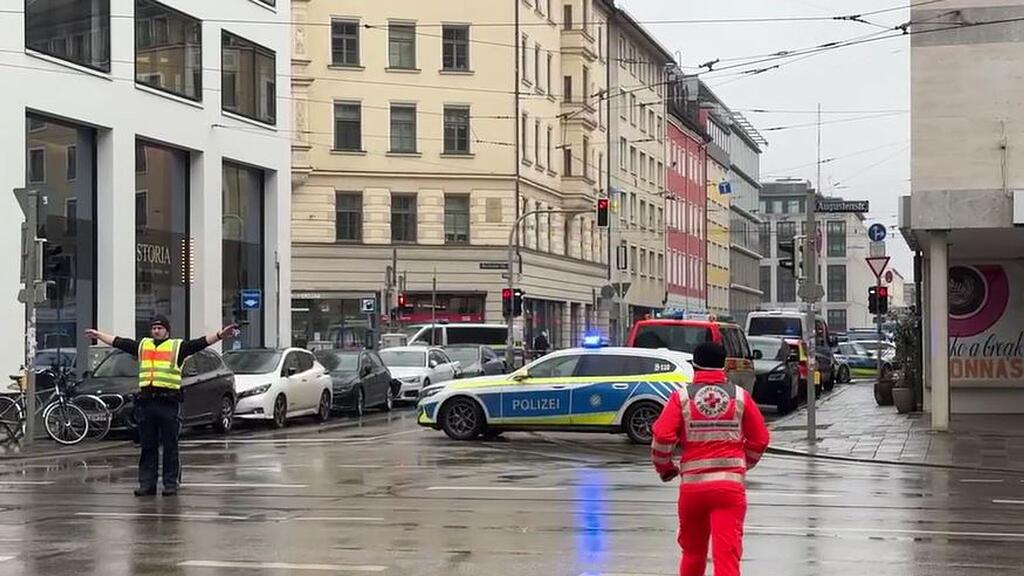 münchen auto menschenmenge