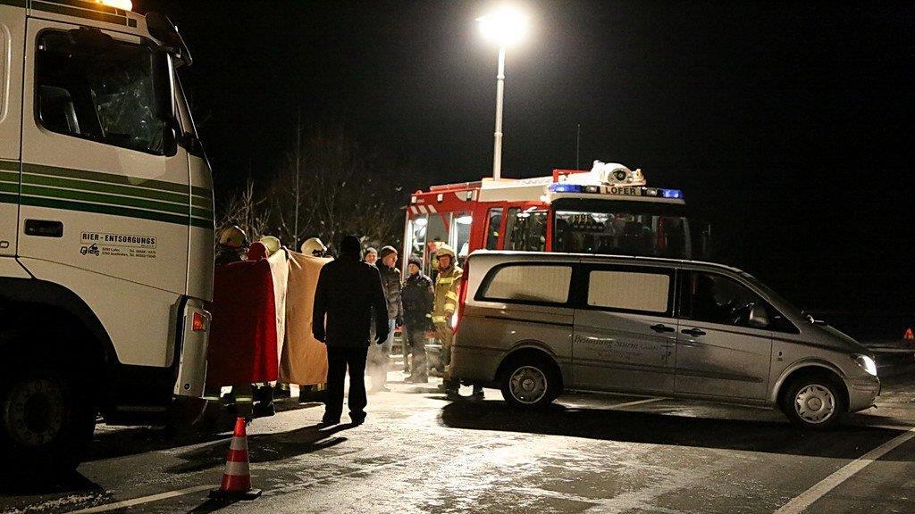 Pkw stürzt in Saalach