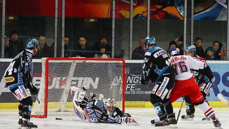 Red Bull Salzburg vs. EHC Liwest Linz