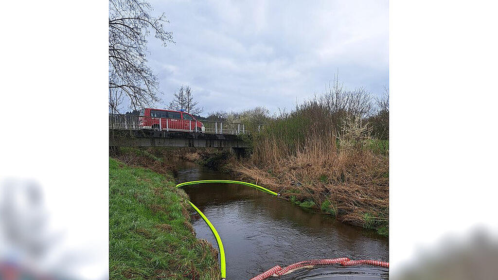 Ölsperre Feuerwehr Nußdorf Oichten