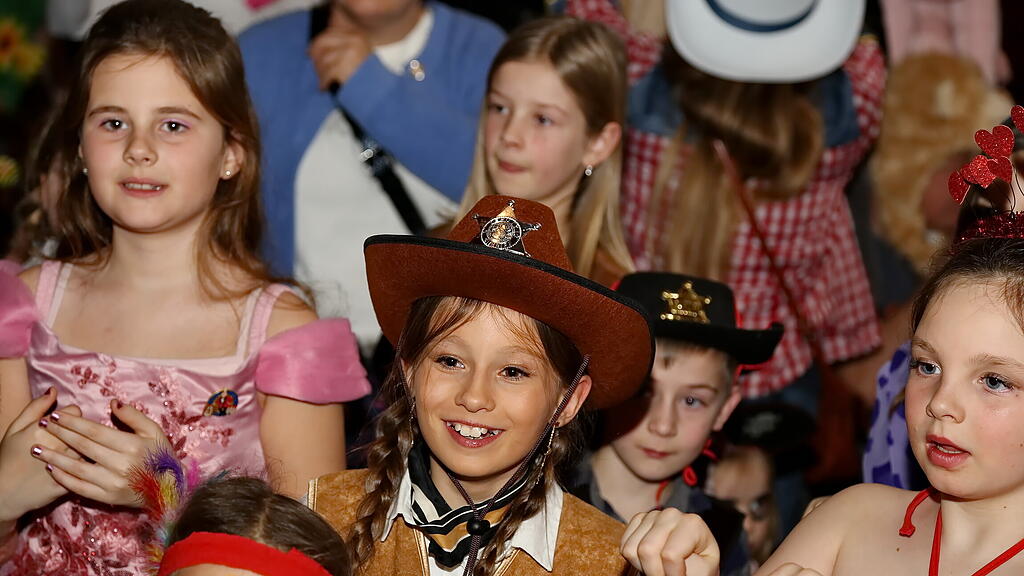 20250126_fmt_kinderfasching_m\u00fclln_KJ012.JPG