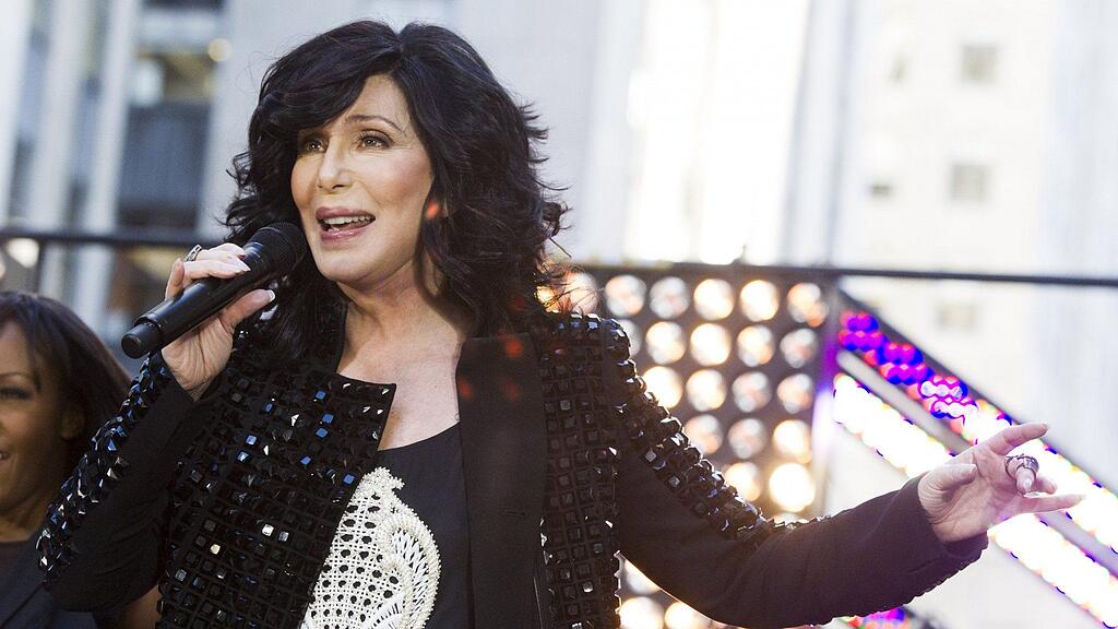 Cher meldet sich nach 12 Jahren mit einem neuen Album zurück.