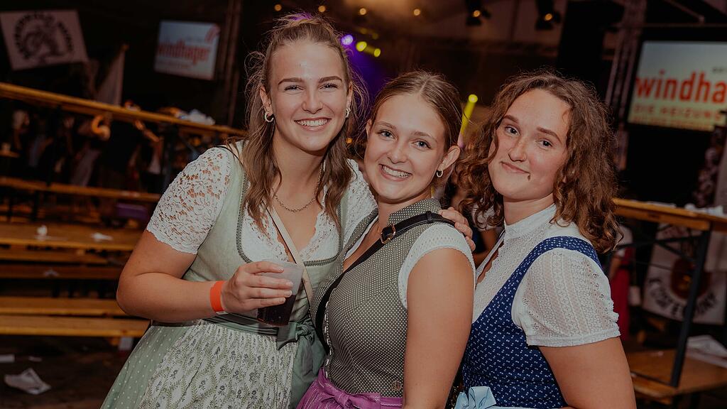 70 Jahre Landjugend K\u00f6stendorf \/ Freitag