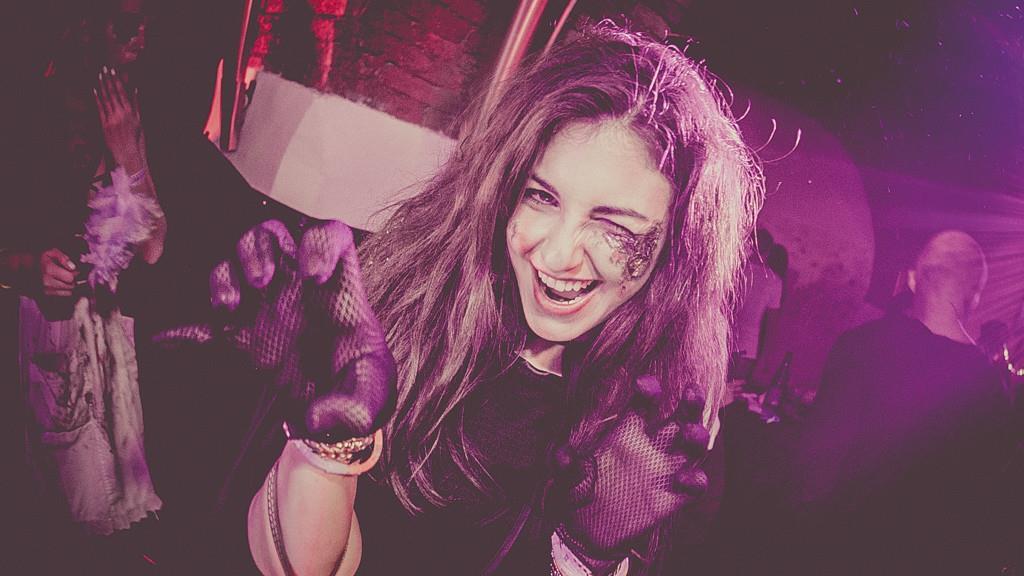 We love the 90s Party, II